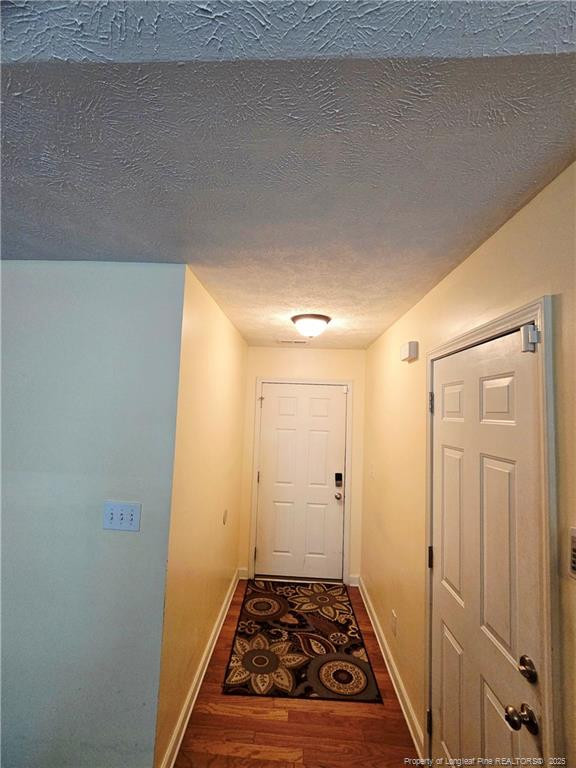 2216 Cliff Swallow Dr, Fayetteville, NC 28306