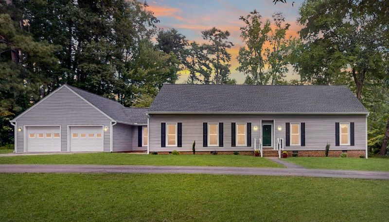 2216 Cliffside Dr, Sanford, NC 27330