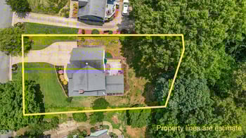 2216 Hoskins Rd, Burlington, NC 27215
