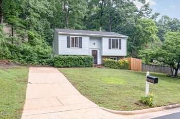 2216 Lawrence Dr, Raleigh, NC 27603