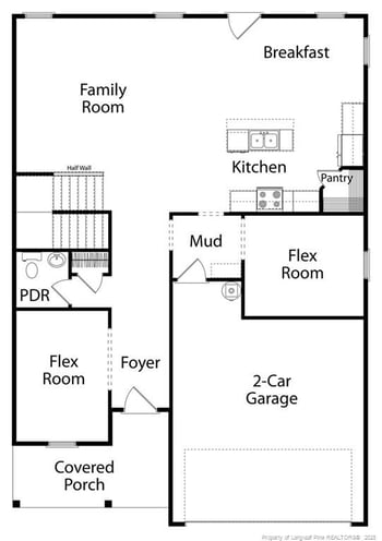 2216 Roadster Pony Ln, Hope Mills, NC 28348