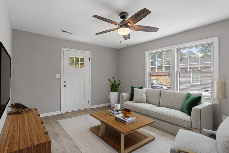 2216 Shannon St, Raleigh, NC 27610