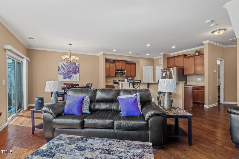 2216 Tanners Mill Dr, Durham, NC 27703
