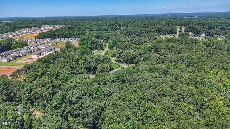 2216 Woodnell Dr, Raleigh, NC 27603