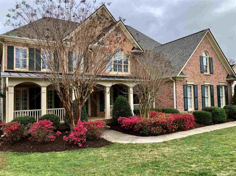 2217 Narrawood St, Raleigh, NC 27614
