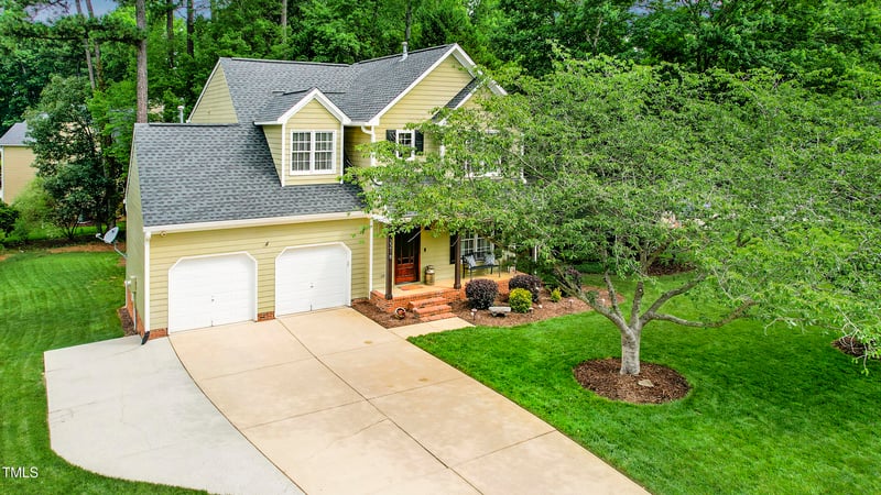 2218 Watersglen Dr, Apex, NC 27502