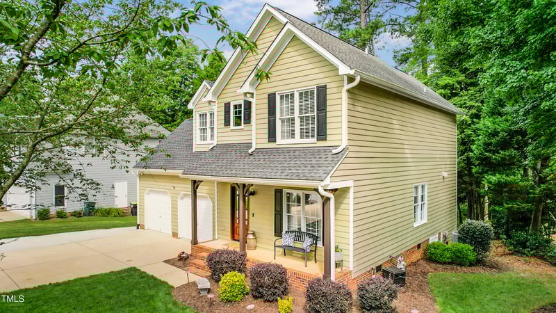 2218 Watersglen Dr, Apex, NC 27502