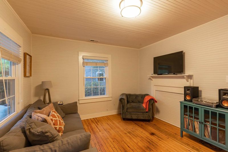 2219 Albany St, Durham, NC 27705