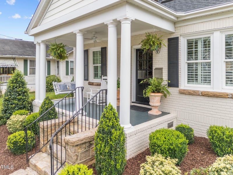 2219 Creston Rd, Raleigh, NC 27608