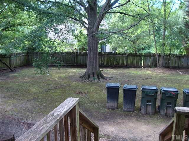 2219 Old Oxford Rd, Chapel Hill, NC 27514