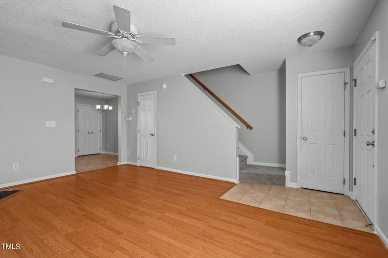 2219 Turtle Point Dr, Raleigh, NC 27604