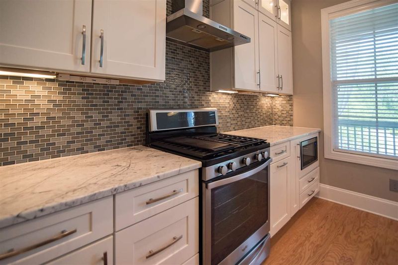 222 Allister Dr, Raleigh, NC 27609
