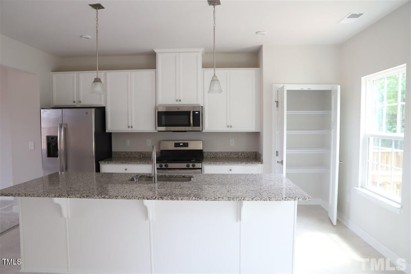 222 Amber Acorn Ave, Raleigh, NC 27603