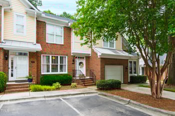 222 Ashton Hall Ln, Raleigh, NC 27609