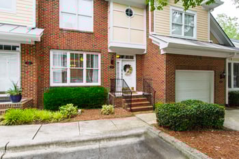 222 Ashton Hall Ln, Raleigh, NC 27609