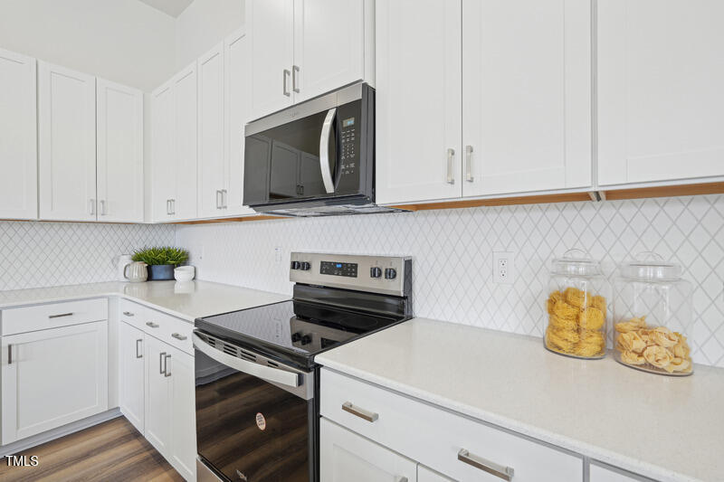 222 Chestnut Oak Ln, Lillington, NC 27546