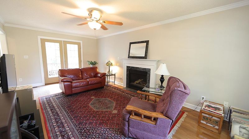 222 Creek Dr, Garner, NC 27529