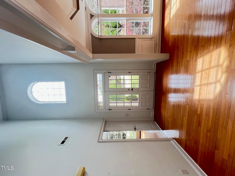 222 Creststone Dr, Cary, NC 27519