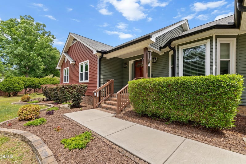 222 Dana Dr, Garner, NC 27529