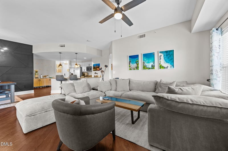 222 Glenwood Ave #205, Raleigh, NC 27603