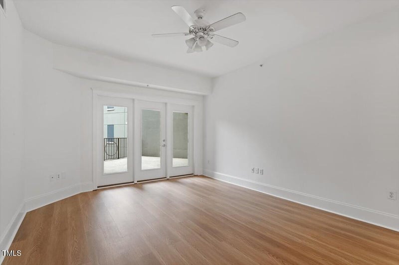 222 Glenwood Ave #218, Raleigh, NC 27603