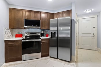222 Glenwood Ave #219, Raleigh, NC 27603