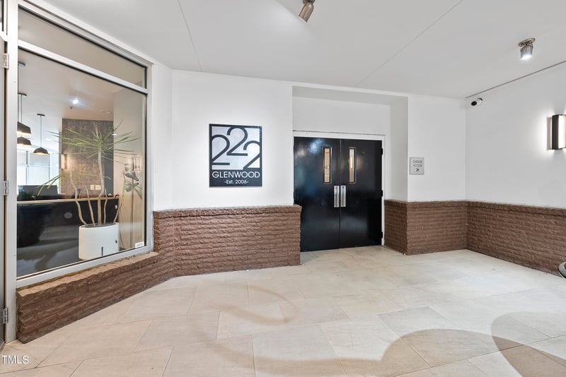 222 Glenwood Ave #307, Raleigh, NC 27603