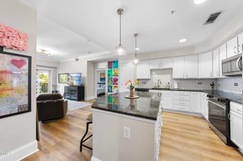 222 Glenwood Ave #307, Raleigh, NC 27603