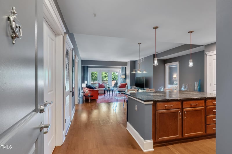 222 Glenwood Ave #413, Raleigh, NC 27603