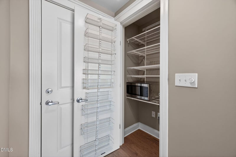 222 Glenwood Ave #605, Raleigh, NC 27603