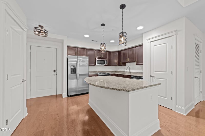 222 Glenwood Ave #608, Raleigh, NC 27603