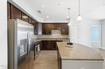 222 Glenwood Ave #709, Raleigh, NC 27603