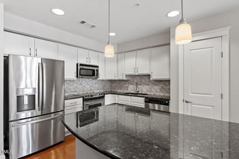 222 Glenwood Ave, Raleigh, NC 27603