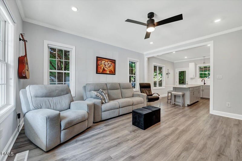 222 Marsh Ave, Raleigh, NC 27606