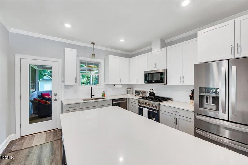222 Marsh Ave, Raleigh, NC 27606