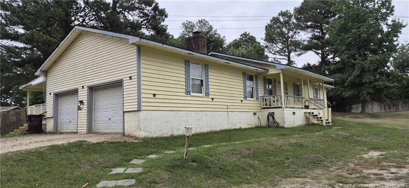 222 Old Gate Rd, Fayetteville, NC 28314
