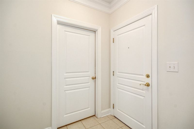 222 Providence Glen #222, Chapel Hill, NC 27514