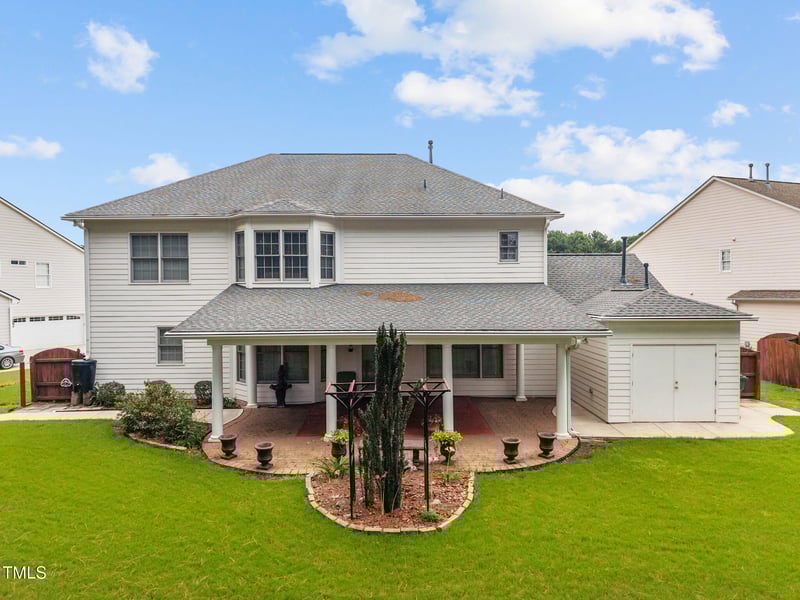 222 Shillings Chase Dr, Cary, NC 27518