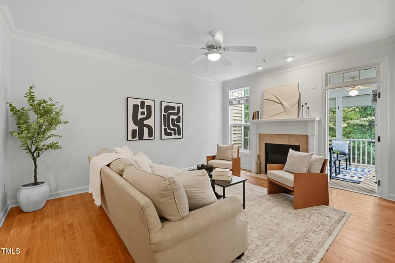 222 Towne Ridge Ln, Chapel Hill, NC 27516
