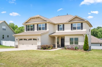 222 Trailing Oak Trl, Clayton, NC 27527