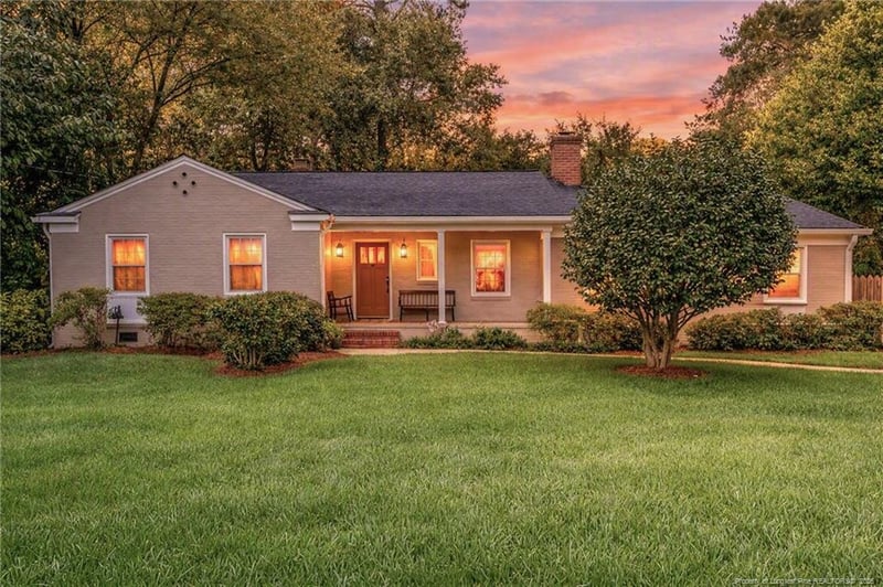 222 Valley Rd, Fayetteville, NC 28305