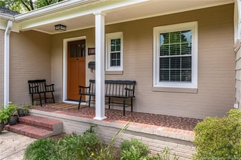 222 Valley Rd, Fayetteville, NC 28305
