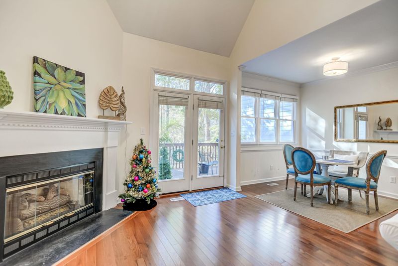 222 Vinca Cir, Cary, NC 27513