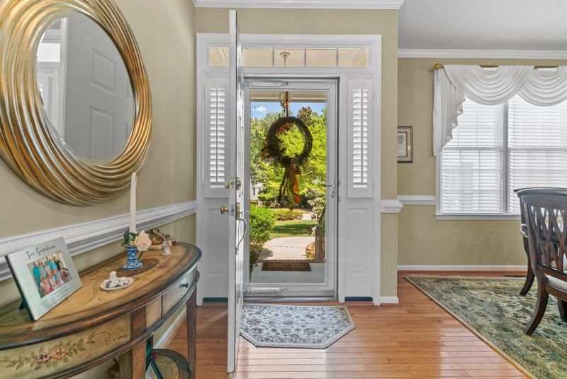 222 Waverly Dr, Clayton, NC 27527