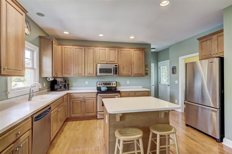 222 Weaver Mine Trl, Chapel Hill, NC 27517