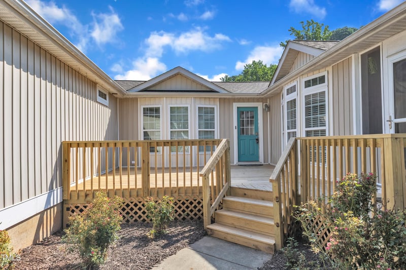 2220 Hoot Owl Ct, Raleigh, NC 27603