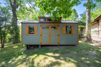 2220 Lakeview Ter, Burlington, NC 27215