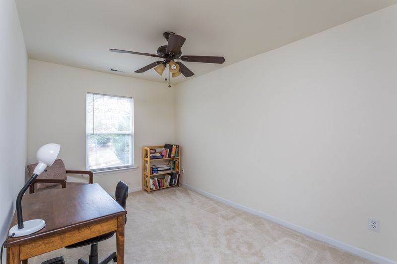 2220 Raven Rd #103, Raleigh, NC 27614