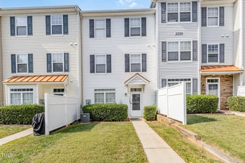 2220 Raven Rd #104, Raleigh, NC 27614