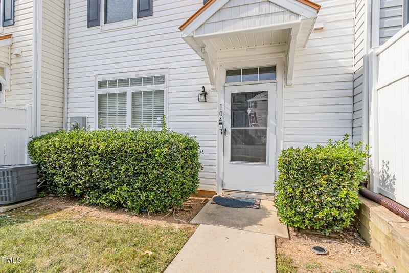2220 Raven Rd #104, Raleigh, NC 27614